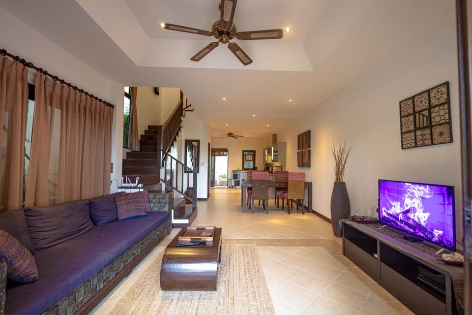 Maenam Hills Samui House in Ko Samui