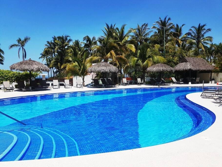 Luxurious Penthouse, breathtaking beach view!!! Apartment in Nuevo Vallarta