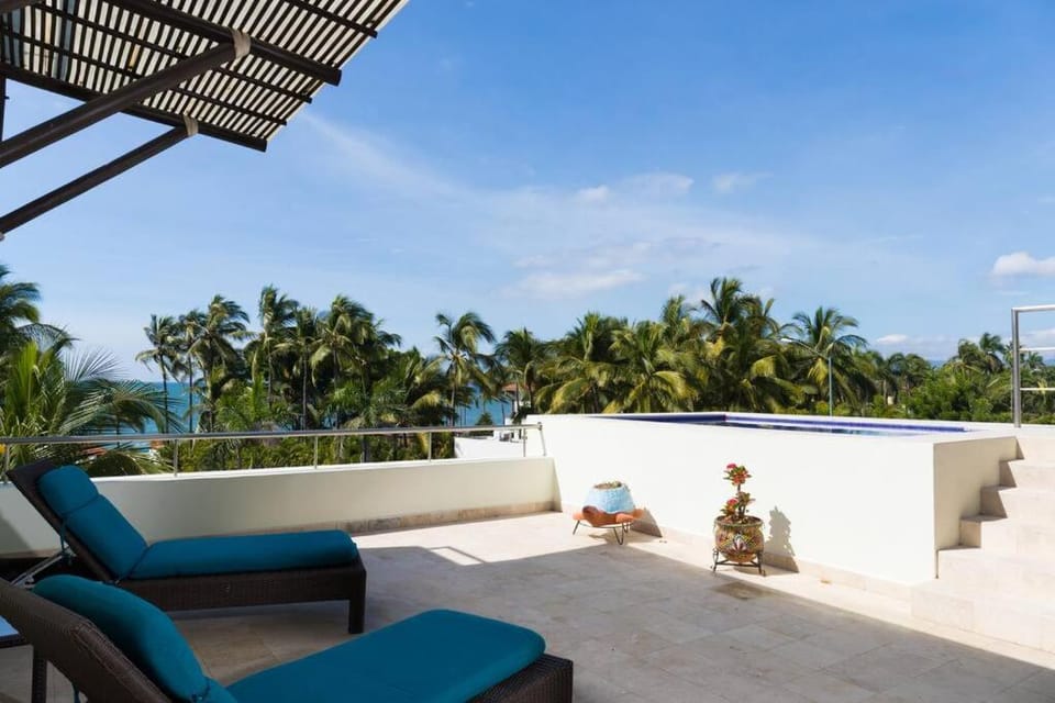 Luxurious Penthouse, breathtaking beach view!!! Apartment in Nuevo Vallarta