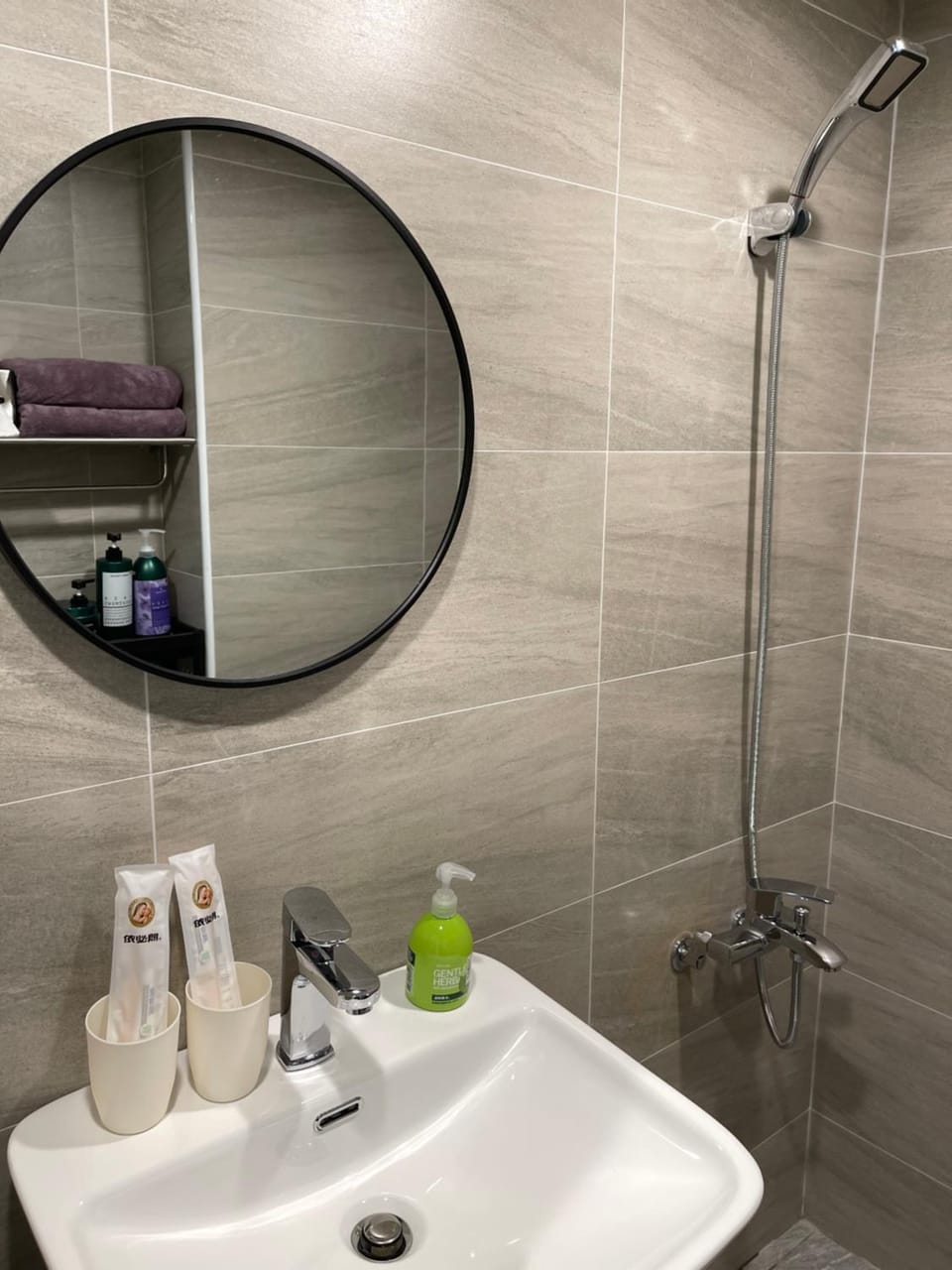 樂室Room Apartment in Hengchun Township