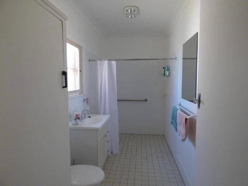 Parker st Apartment in Cootamundra