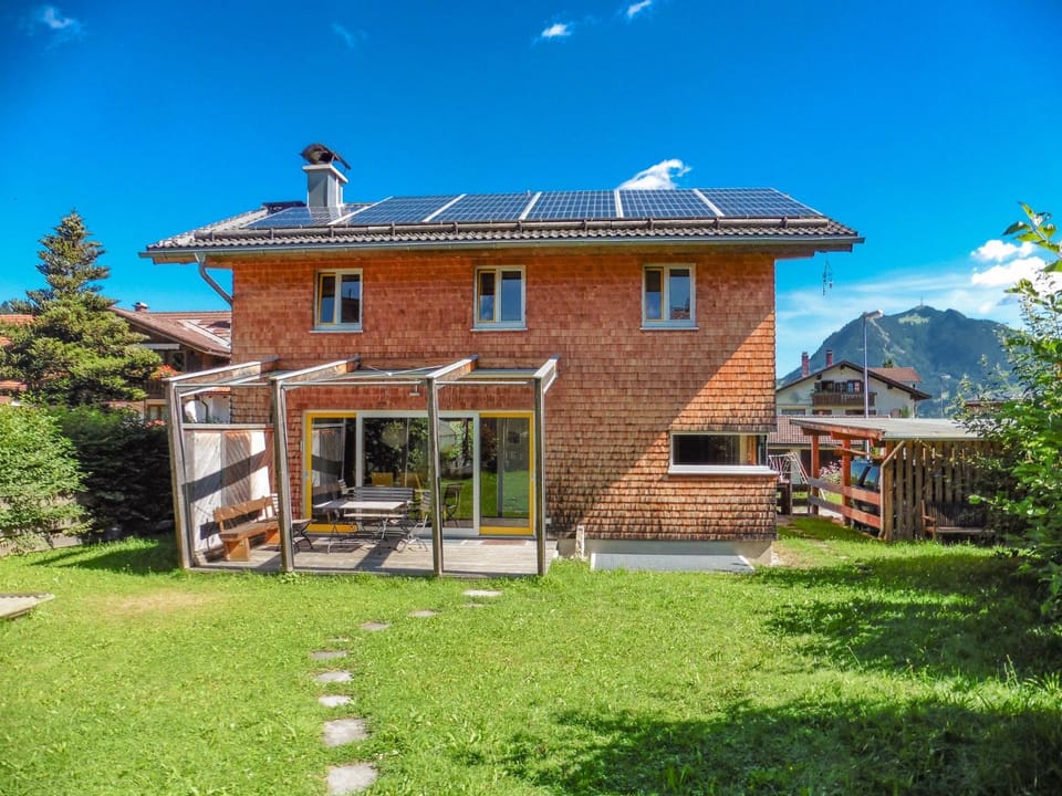 Property building, Garden