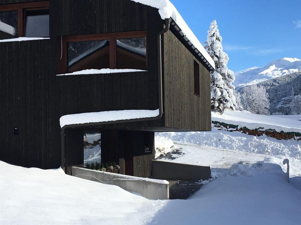 Property building, Winter