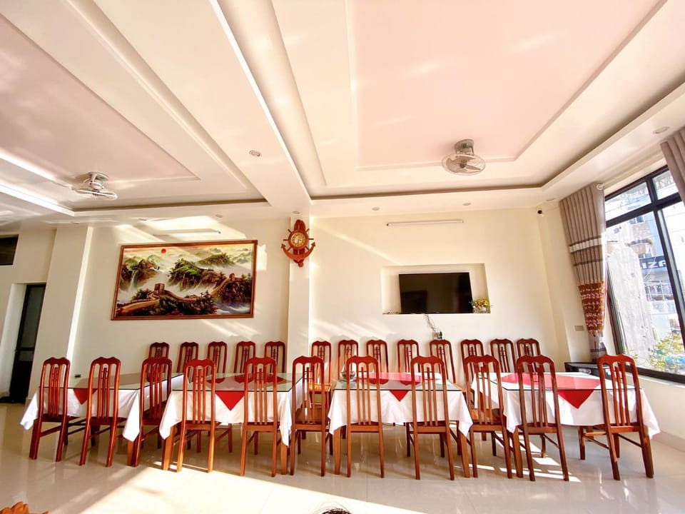 Gia Hiếu Hotel Hotel in Vietnam