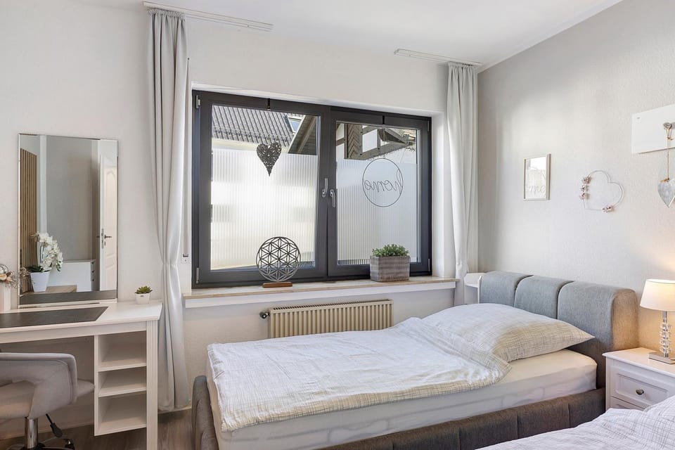 Living room, Bedroom