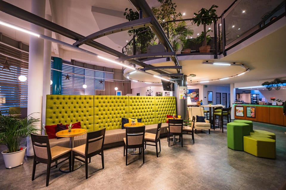 Lobby or reception, Lounge or bar