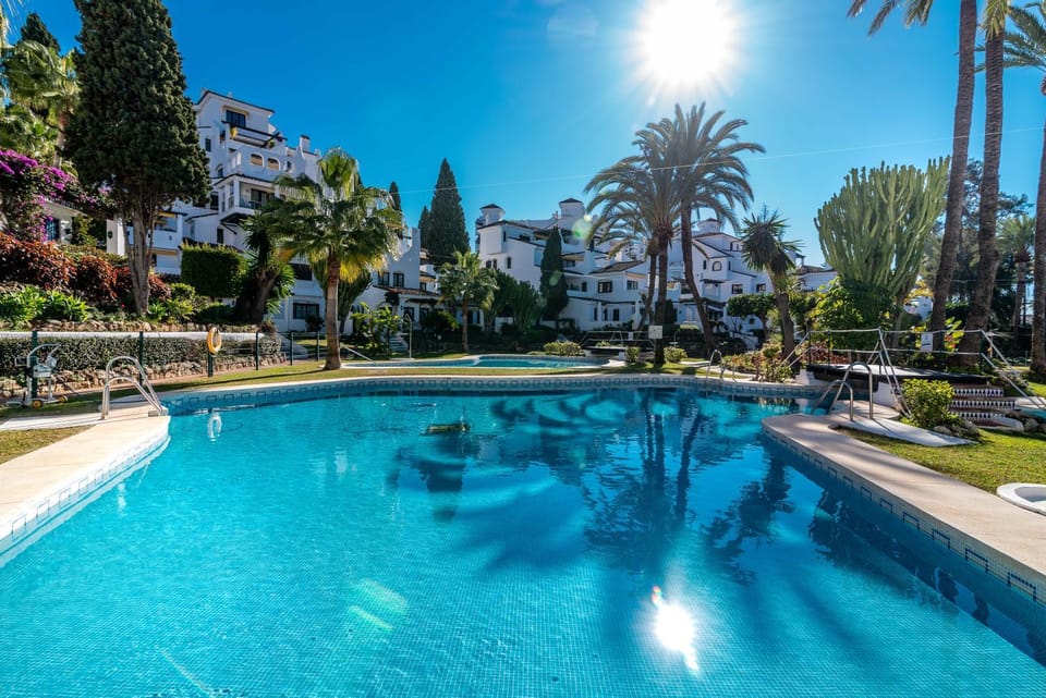 Garden, Swimming pool