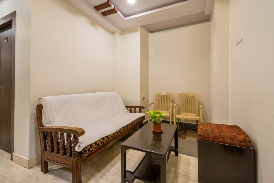 Other, Seating area