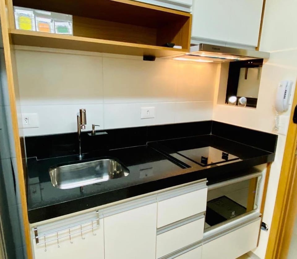Kitchen or kitchenette, Communal kitchen