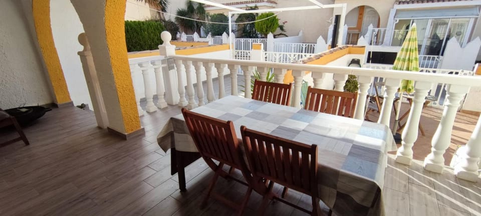 Balcony/Terrace, Dining area
