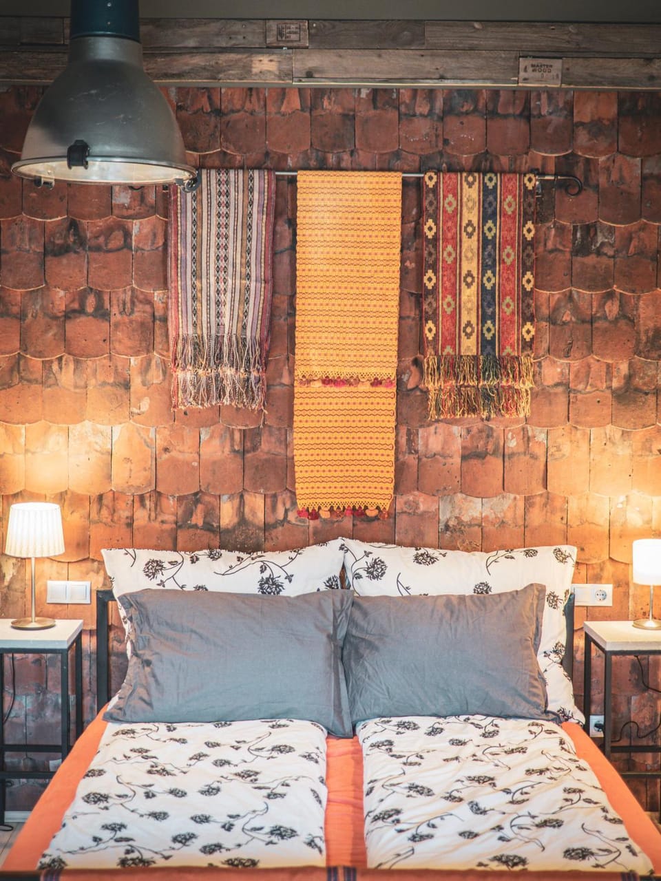 Bed, Decorative detail, Bedroom