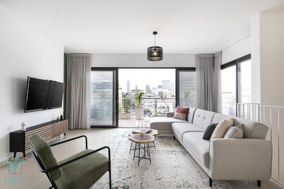 TV and multimedia, Balcony/Terrace, Living room, Seating area