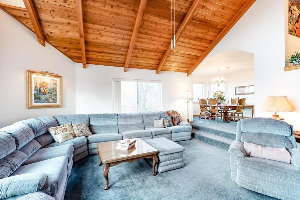 The House Of Light and Sky House in Lake Arrowhead
