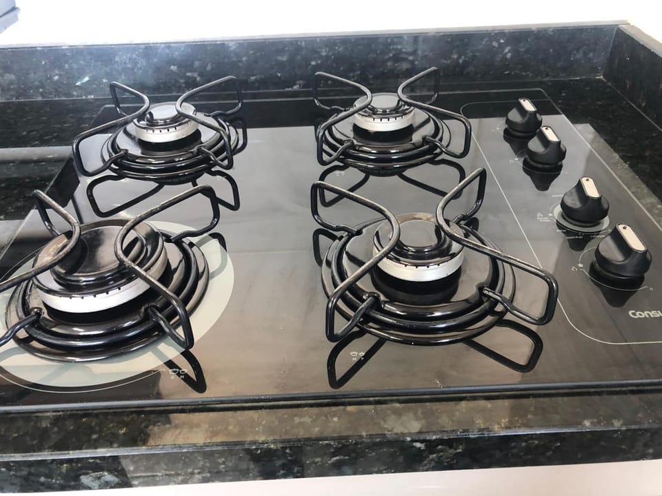 Coffee/tea facilities, stove
