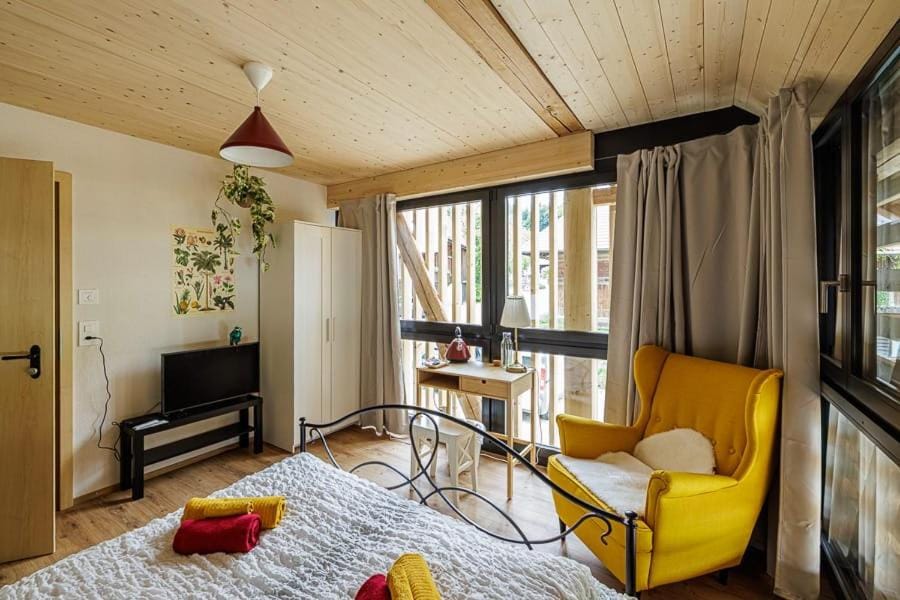 Gruppenunterkunft mit Billardtisch und Lamatrekking Farm Stay in Canton of Bern (Region)