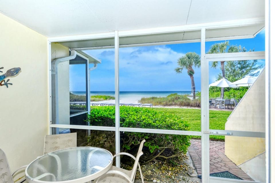 View (from property/room), Balcony/Terrace, Other