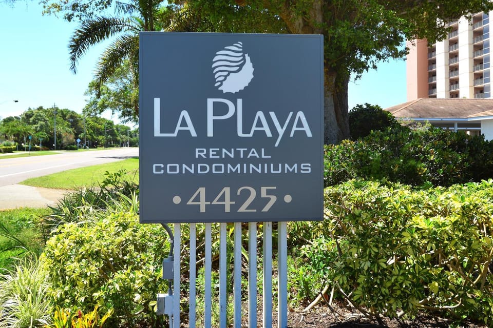 Property building, Logo/Certificate/Sign