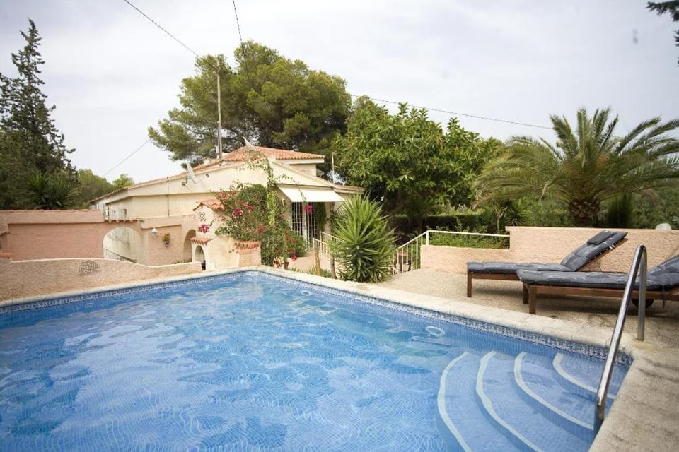 Villa Los Pinos Villa in Marina Baixa