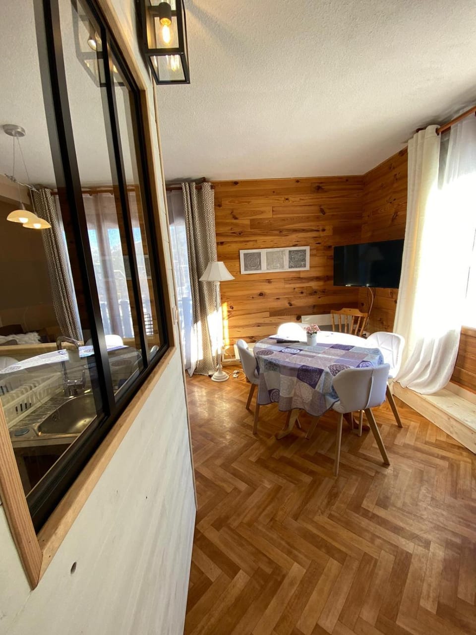 Montclar Appart 4 à 6 places - terrasse vue panoramique - idéalement situé Apartment in Provence-Alpes-Côte d'Azur