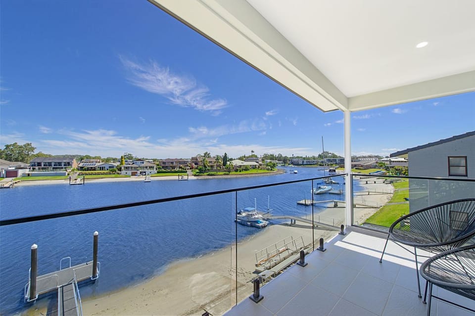 Reflections on the water 2B River Park Road, Port Macquarie House in Port Macquarie