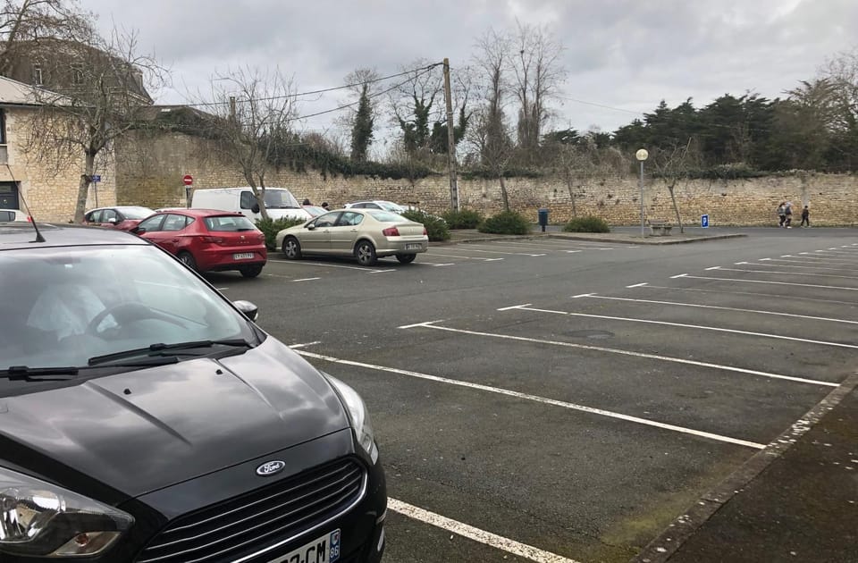 Neighbourhood, Parking