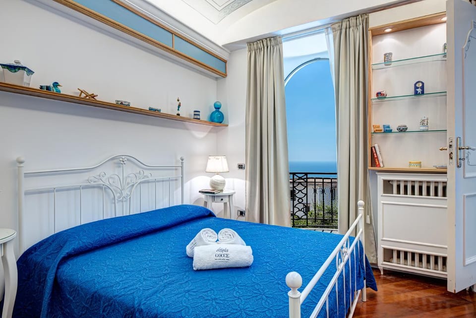 Bed, View (from property/room), Bedroom