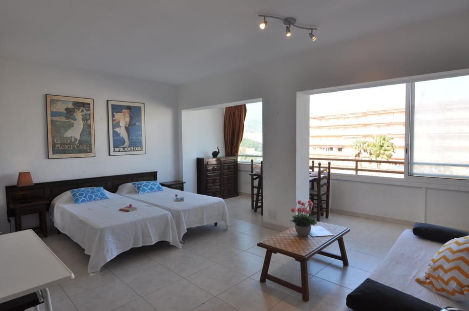 Living room, Bedroom