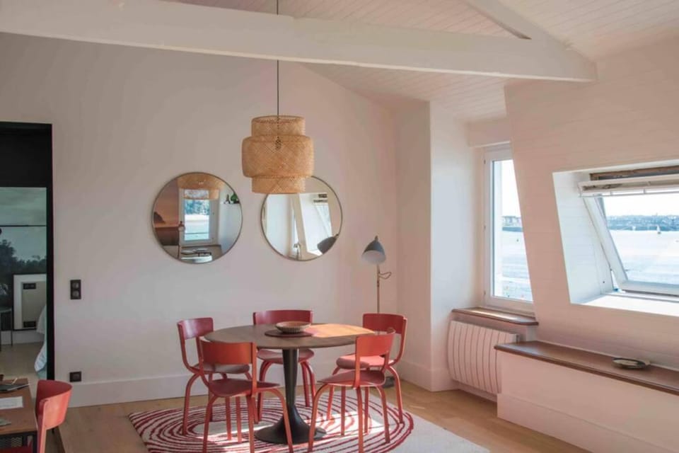 Dinard, très bel appartement***** avec vue sur mer Apartment in Dinard