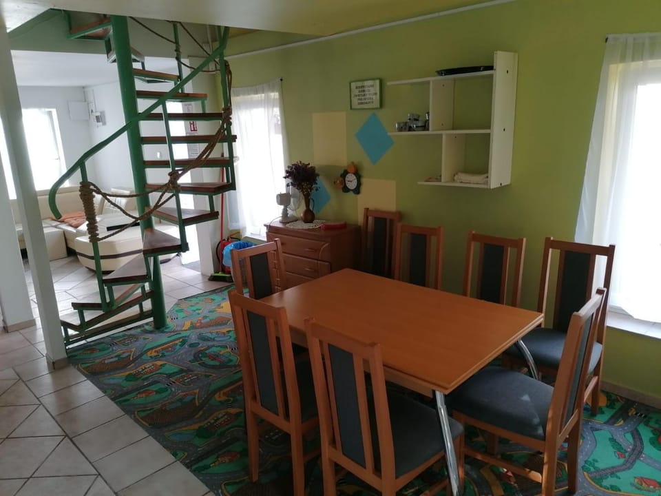 Domek 8 osobowy PORTOWA PRZYSTAŃ 150m od plaży House in West Pomeranian Voivodeship, Poland