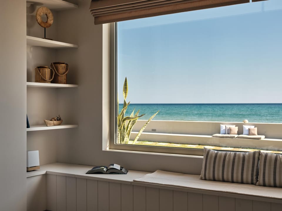 Living room, Sea view