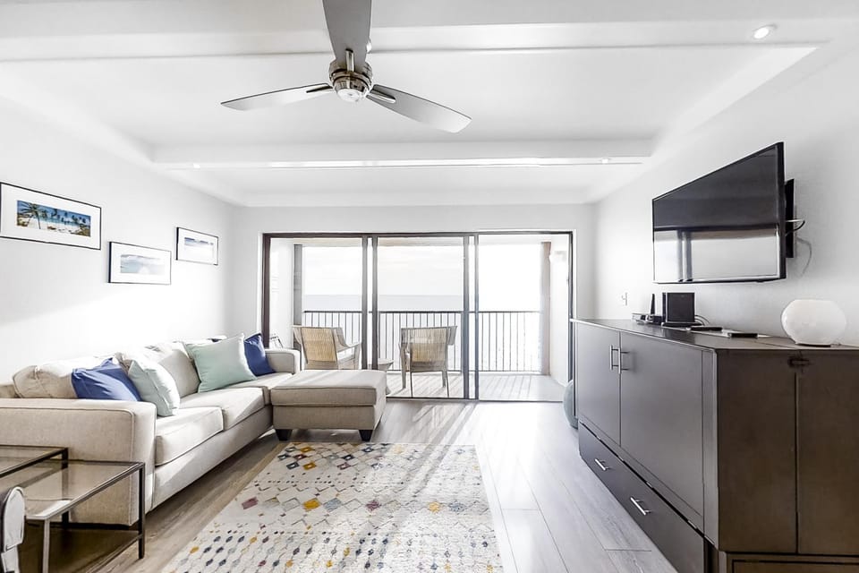 Ocean Sands 1105 House in Redington Beach