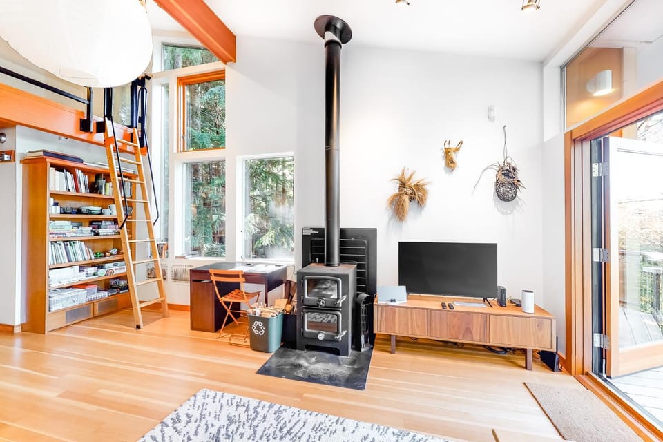 Coleman Creek House House in Cape Meares