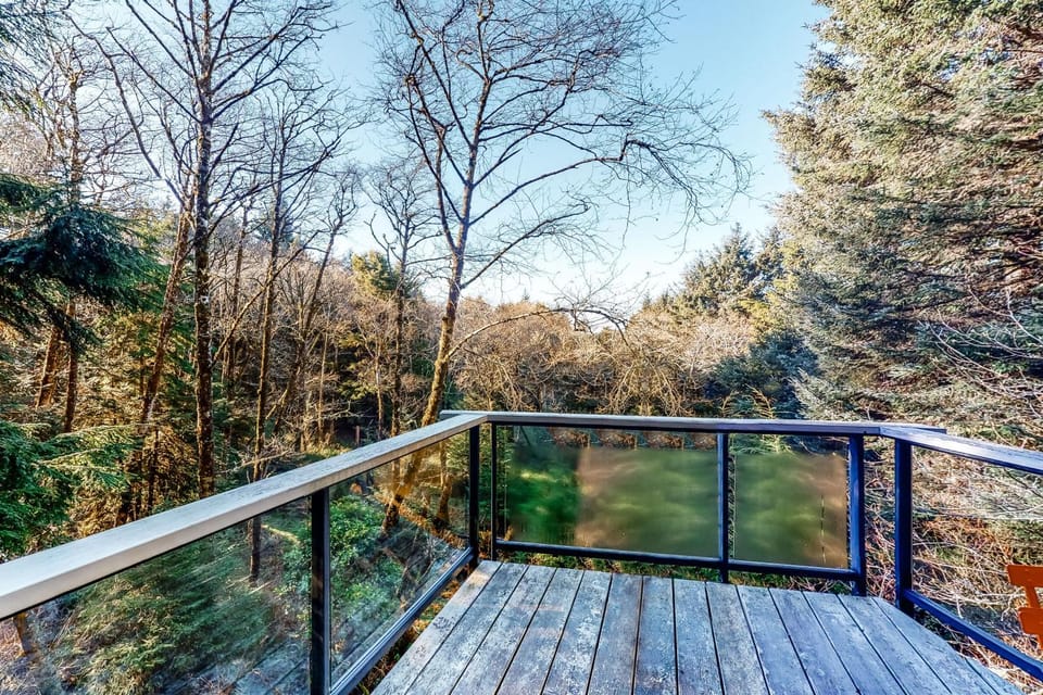 Coleman Creek House House in Cape Meares