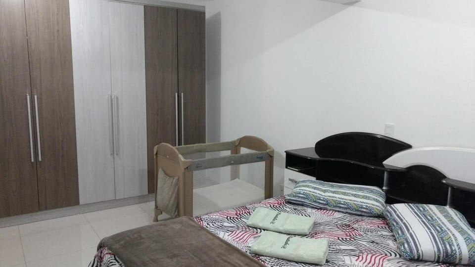 Bed, Bedroom, cot