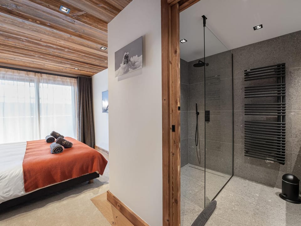 Chalet de luxe avec piscine et sauna à Courchevel - FR-1-562-49 Chalet in Auvergne-Rhône-Alpes