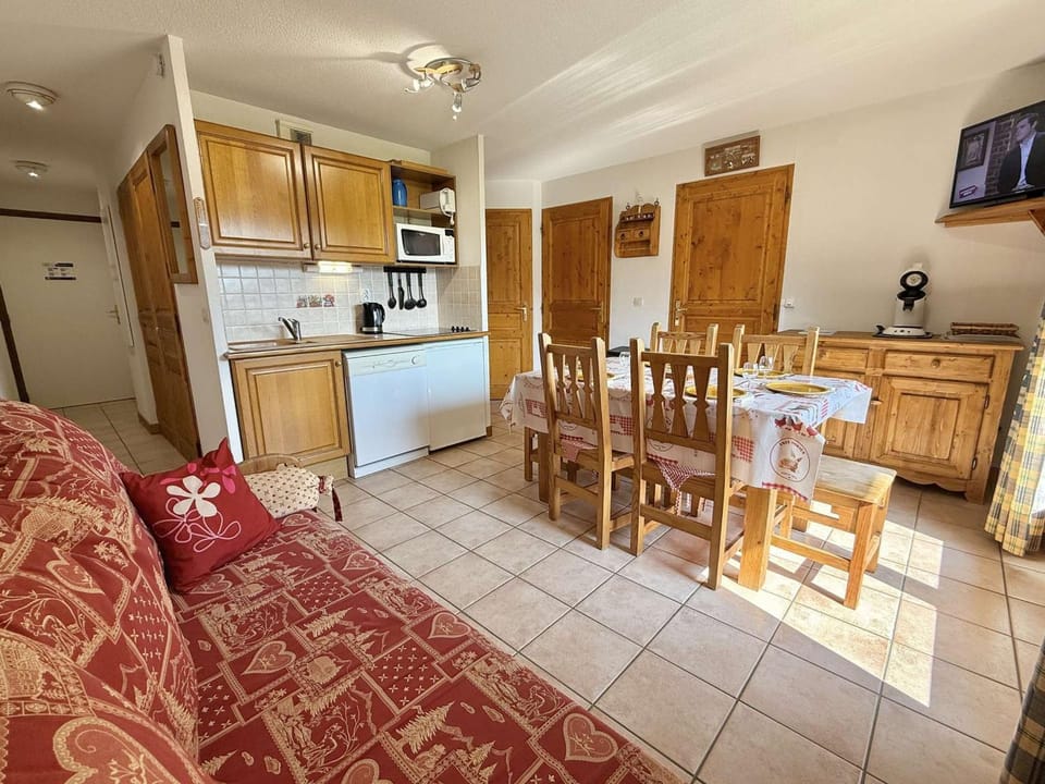 Spacieux 3 pièces à Praz-sur-Arly, balcon sud-ouest, garage, proche centre et remontées mécaniques - FR-1-603-16 Apartment in Megève