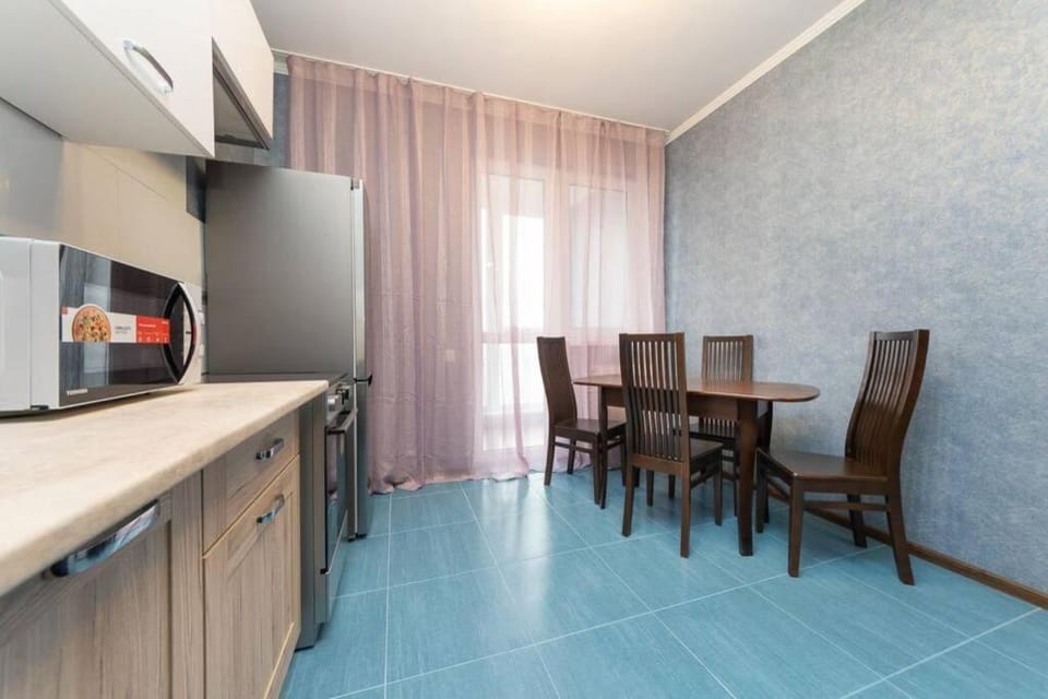 Современные апартаменты метро Харьковская генератор в доме Apartment in Kiev City - Kyiv