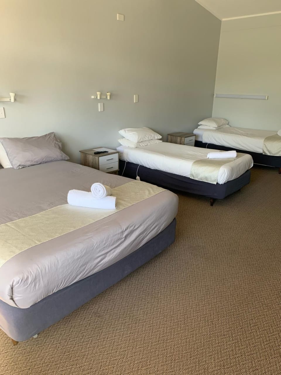 HOPETOUN COMMUNITY HOTEL MOTEL Hotel in Victoria