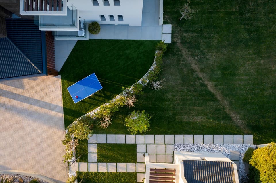 Garden, Table tennis, Parking