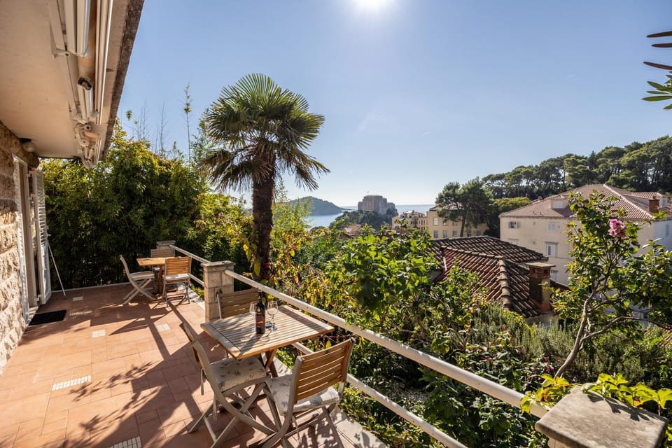 View (from property/room), Balcony/Terrace