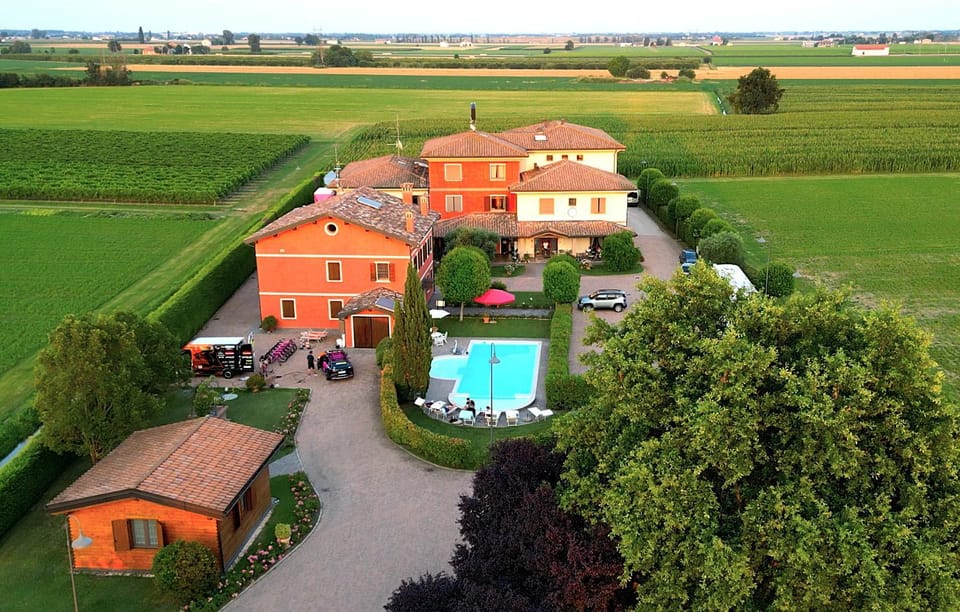 Property building, Bird's eye view, View (from property/room), Swimming pool