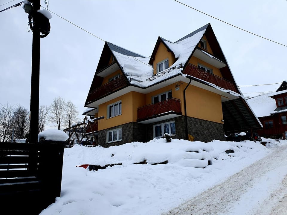 Property building, Winter