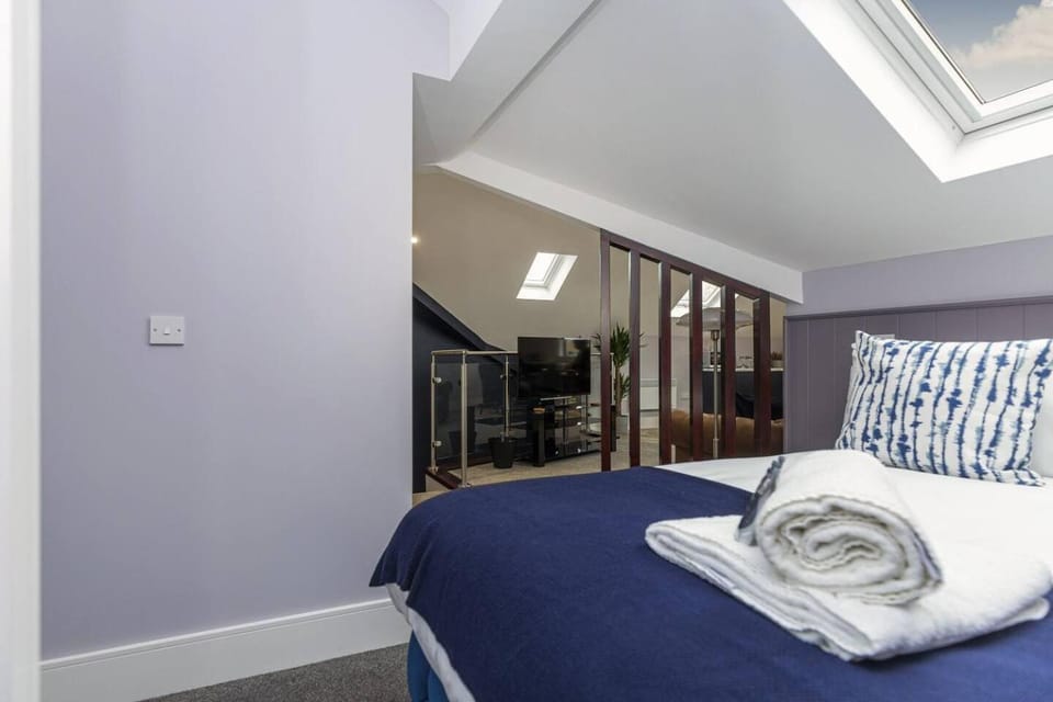 Luxury modern Loft apartment by Bootique Apartment in Wakefield