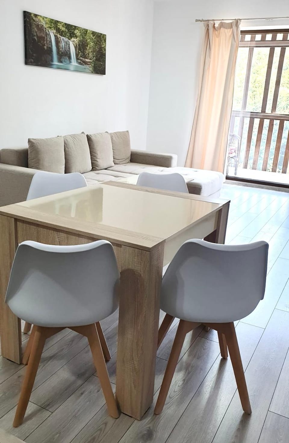 Forest View Oasis Apartment in Brasov