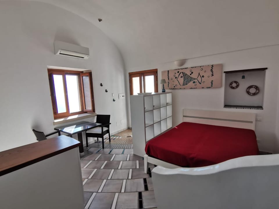 Il Nido Del Falco - Art house with terrace and sea view Villa in Furore