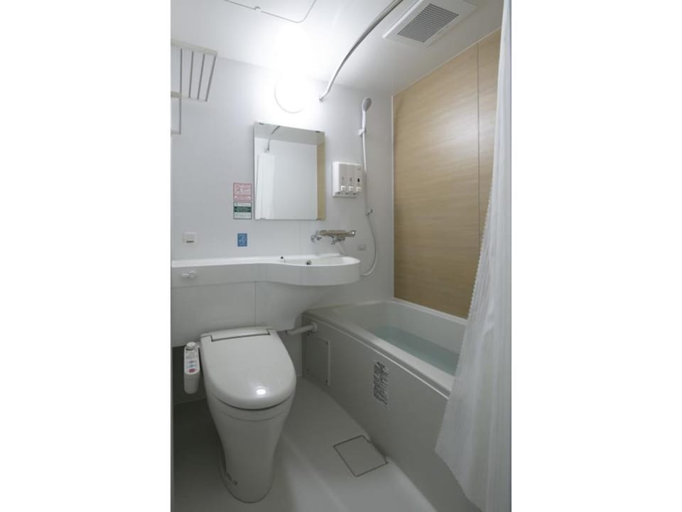 R & B Hotel Kyoto Shijo Kawaramachi - Vacation STAY 74220 Hotel in Kyoto