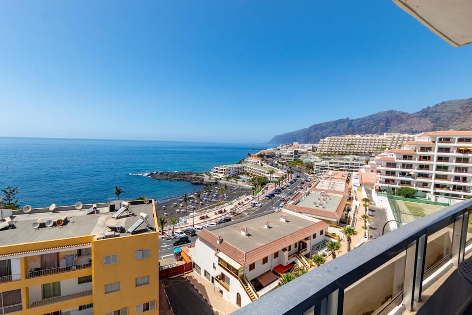 Ocean Breeze Apt by Dream Homes Tenerife Apartment in Canary Islands