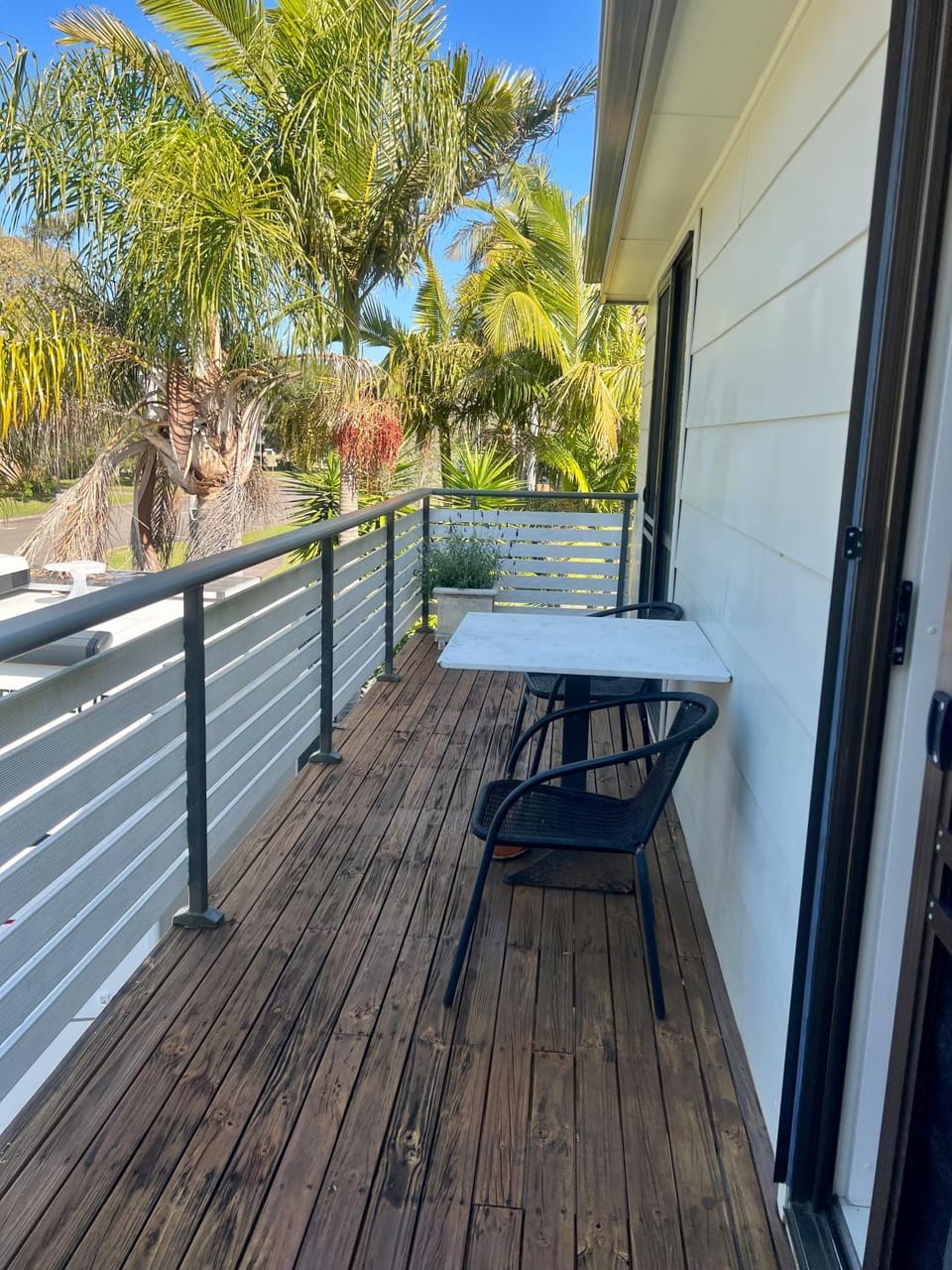 Coconuts - 2 balconies and stroll to choice of 2 beaches Apartment in Nelson Bay