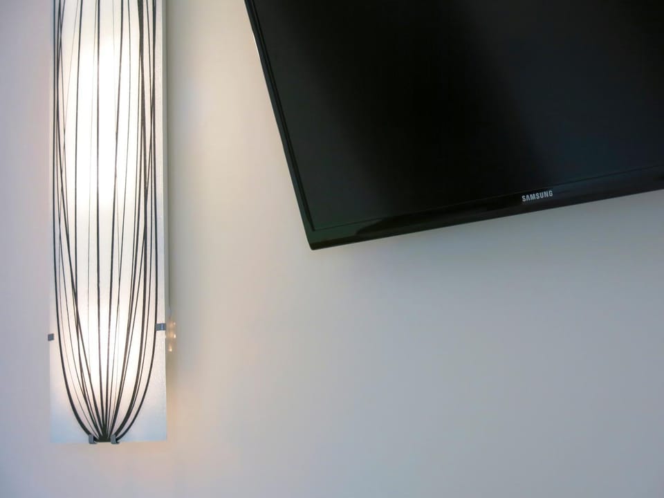 TV and multimedia, Decorative detail