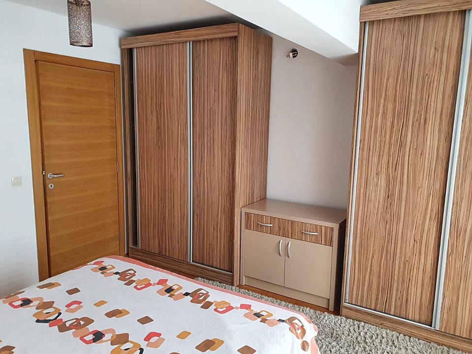 Bed, Photo of the whole room, Bedroom, wardrobe